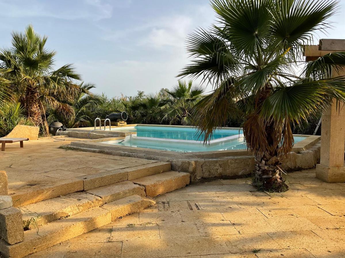 Mazet Du Pecheur Villa Saint-Laurent-dʼAigouze Екстериор снимка