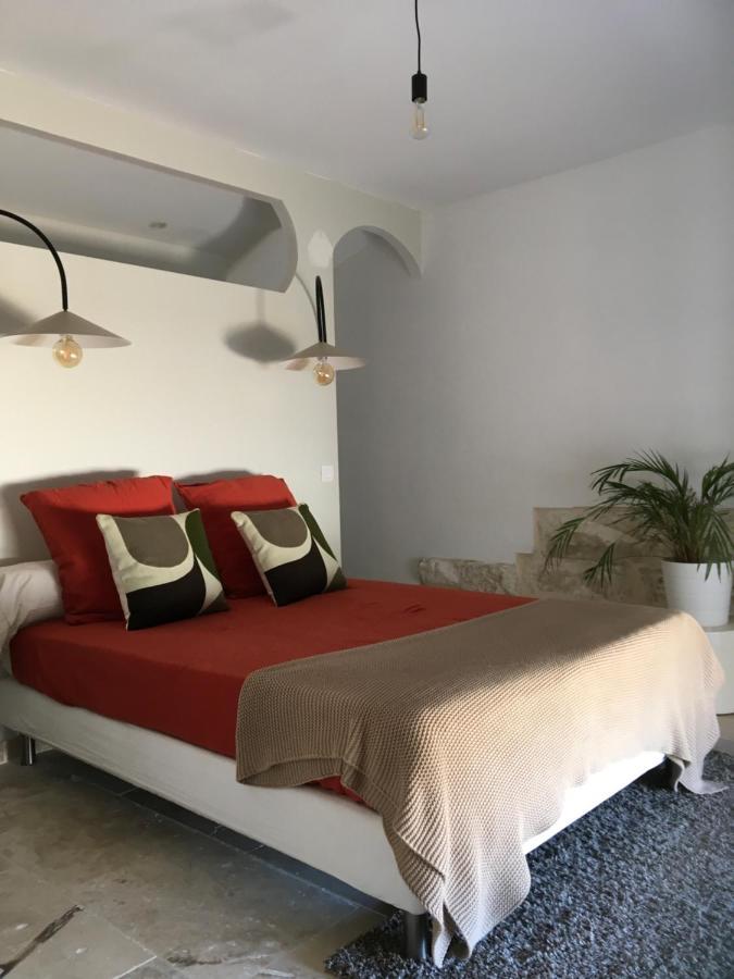 Mazet Du Pecheur Villa Saint-Laurent-dʼAigouze Екстериор снимка