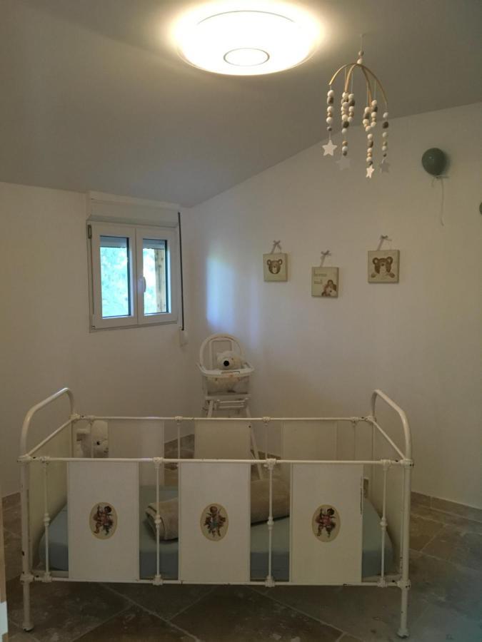 Mazet Du Pecheur Villa Saint-Laurent-dʼAigouze Екстериор снимка